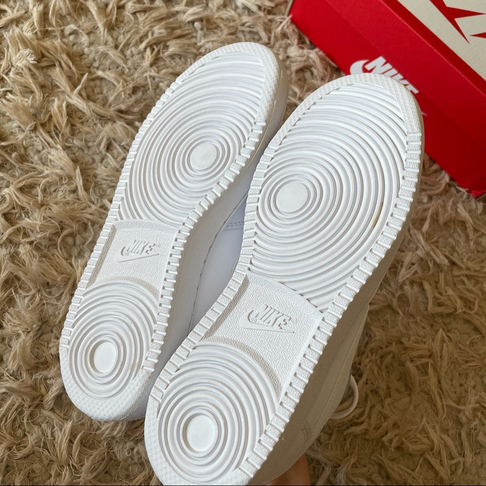 Nike Air Sneakers - Picture 5 of 5
